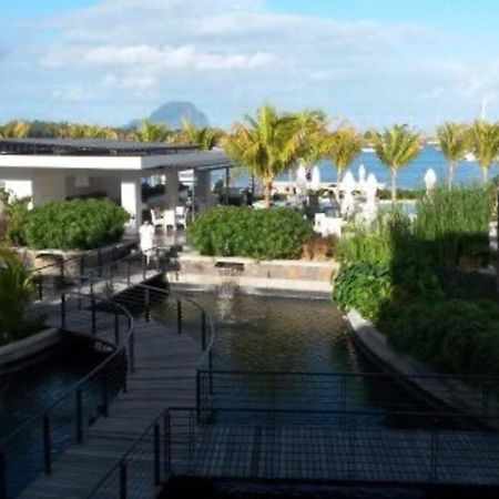 Latitude Luxury Seafront Suite Rivière Noire Buitenkant foto